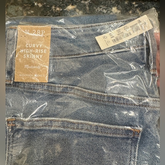 NWT Madewell Petite CURVY High-Rise Skinny Jeans in Ainsworth Wash, Women’s 28P - Picture 5 of 5